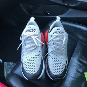 Nike Air Max 270